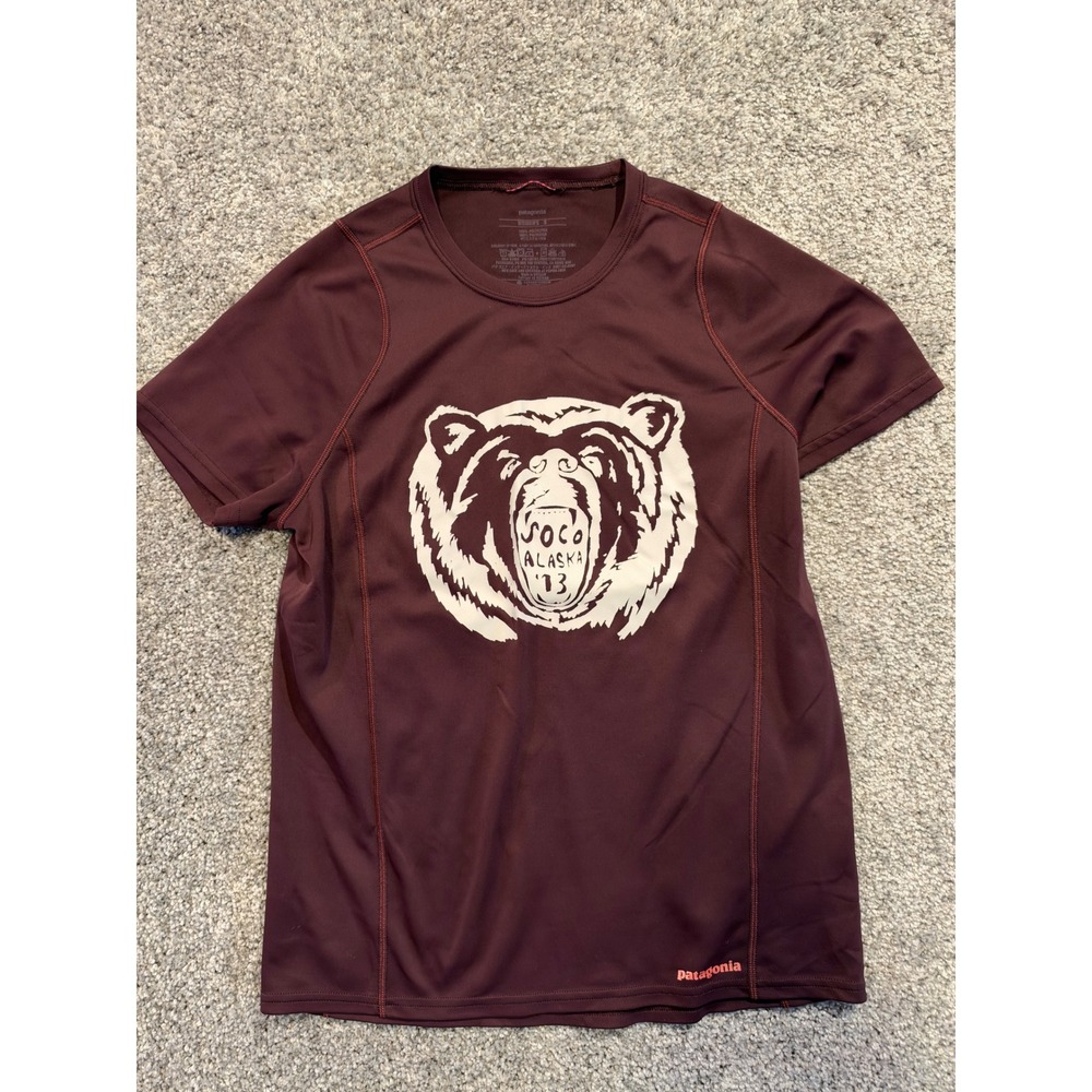 Patagonia T-Shirt Womens S Burgundy Capilene Alaska Bear Graphic Short Sleeve